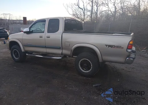 2004 Toyota Tundra Sr5 V8 from USA, damaged, VIN 5TBBT441X4S446940